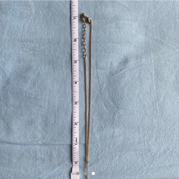 ✨ Golden star choker/necklace ✨ - Picture 3 of 4